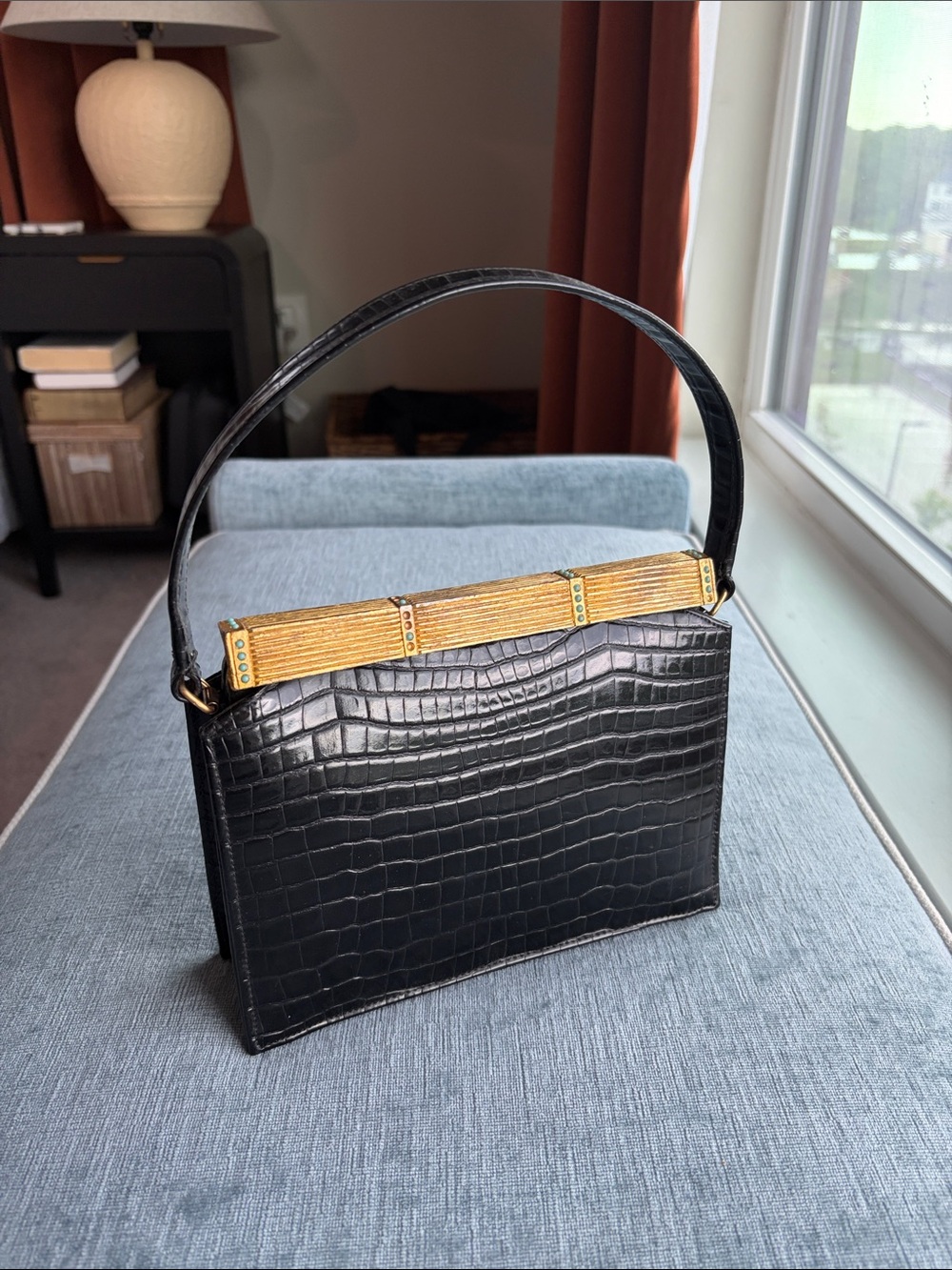 Vintage 60s Meyer’s USA Croc Embossed Patent Leather Purse Handbag Tote Handle